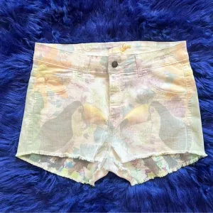 New! VICOLO Italy Parrot Floral Print High Waist Denim Shorts