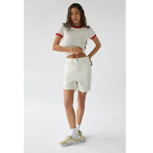 NWT BDG ‘90s High Rise Long Inseam Raw Hem Denim Shorts