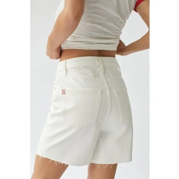 NWT BDG ‘90s High Rise Long Inseam Raw Hem Denim Shorts