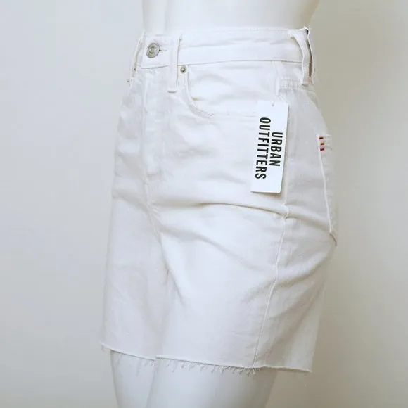 NWT BDG ‘90s High Rise Long Inseam Raw Hem Denim Shorts