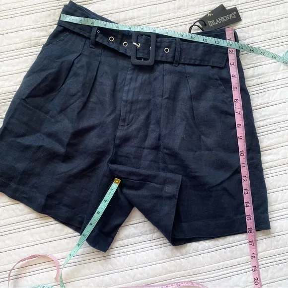 NWT BLANK NYC Set Sail Short in Navy Blue 100% Linen High-waisted Belted size 27