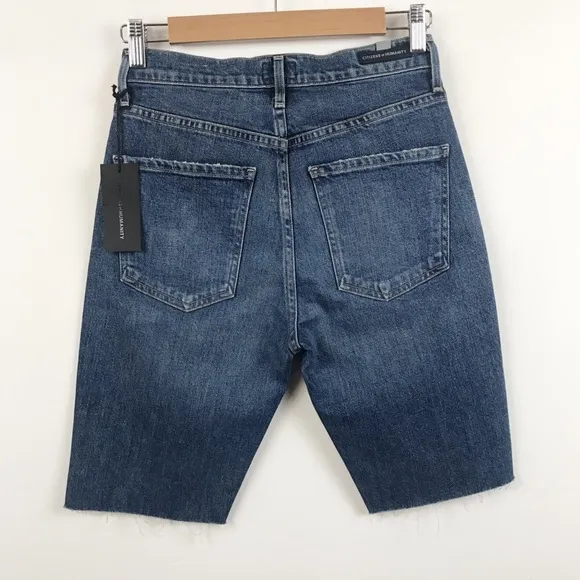 NWT Citizens of Humanity Tamryn Bike Shorts in wash Sentimental Size 25