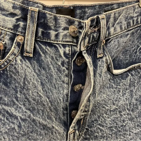NWT Edwin Cai Denim Jean Shorts Acid Wash Frayed Hem Cut Off Saturn Size 26
