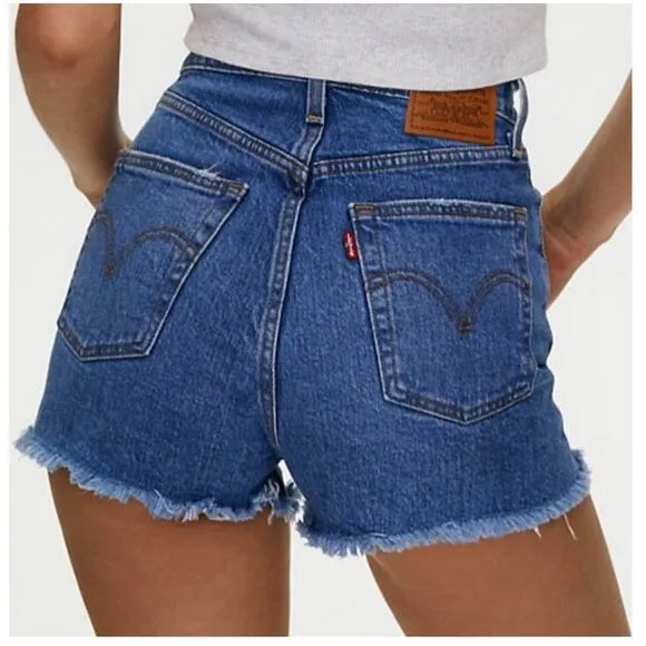 NWT Levi's Super High Rise Ribcage Denim Shorts Size 26