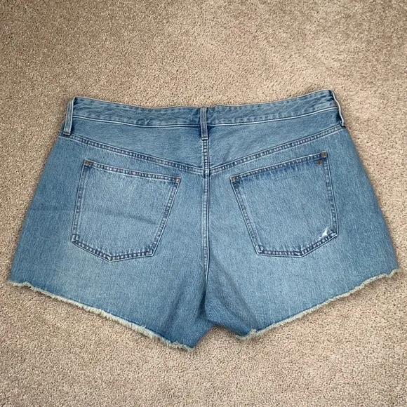 NWT Madewell relaxed mid rise denim shorts sz 18