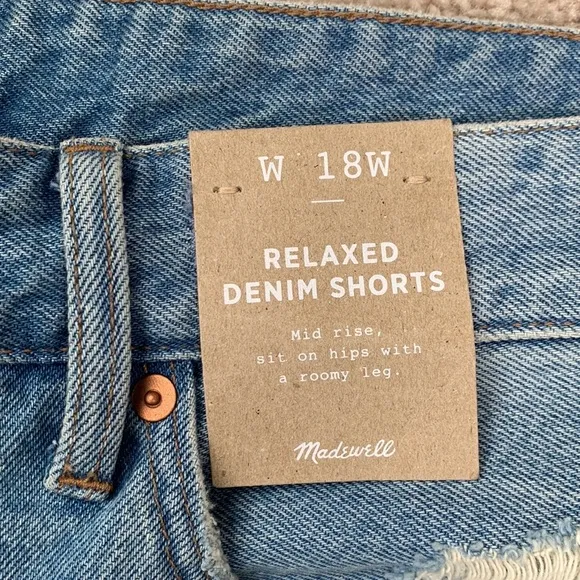 NWT Madewell relaxed mid rise denim shorts sz 18