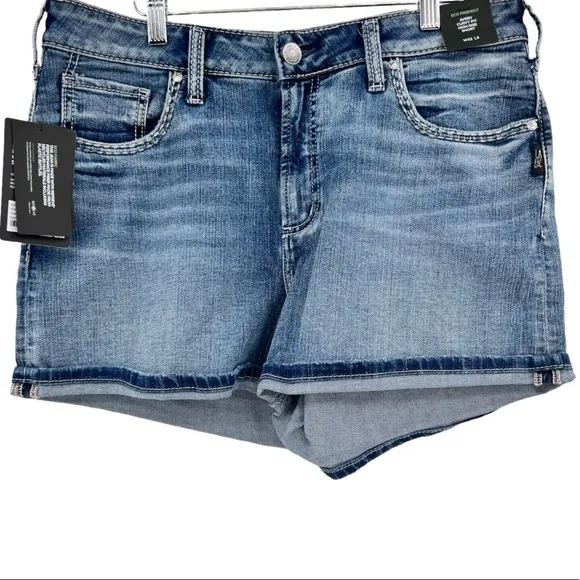 NWT Silver Jeans Co Avery Curvy Fit High Rise Indigo Blue Shorts Women's size 32
