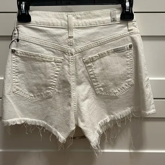 NWTA 7 for all Mankind Denim Shorts