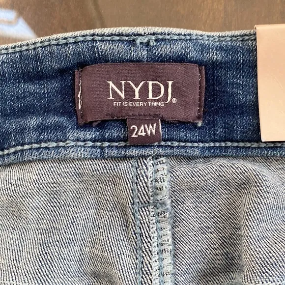 NYDJPlus Size Ella Side Slit Denim Jean Shorts