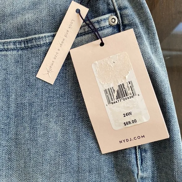 NYDJPlus Size Ella Side Slit Denim Jean Shorts