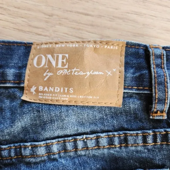 One Teaspoon Bandits Button Fly Denim Shorts Relax Fit Twisted Cuff Hem Blue