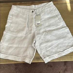 Poetry 100% Linen Women’s Shorts. Size 10. New
