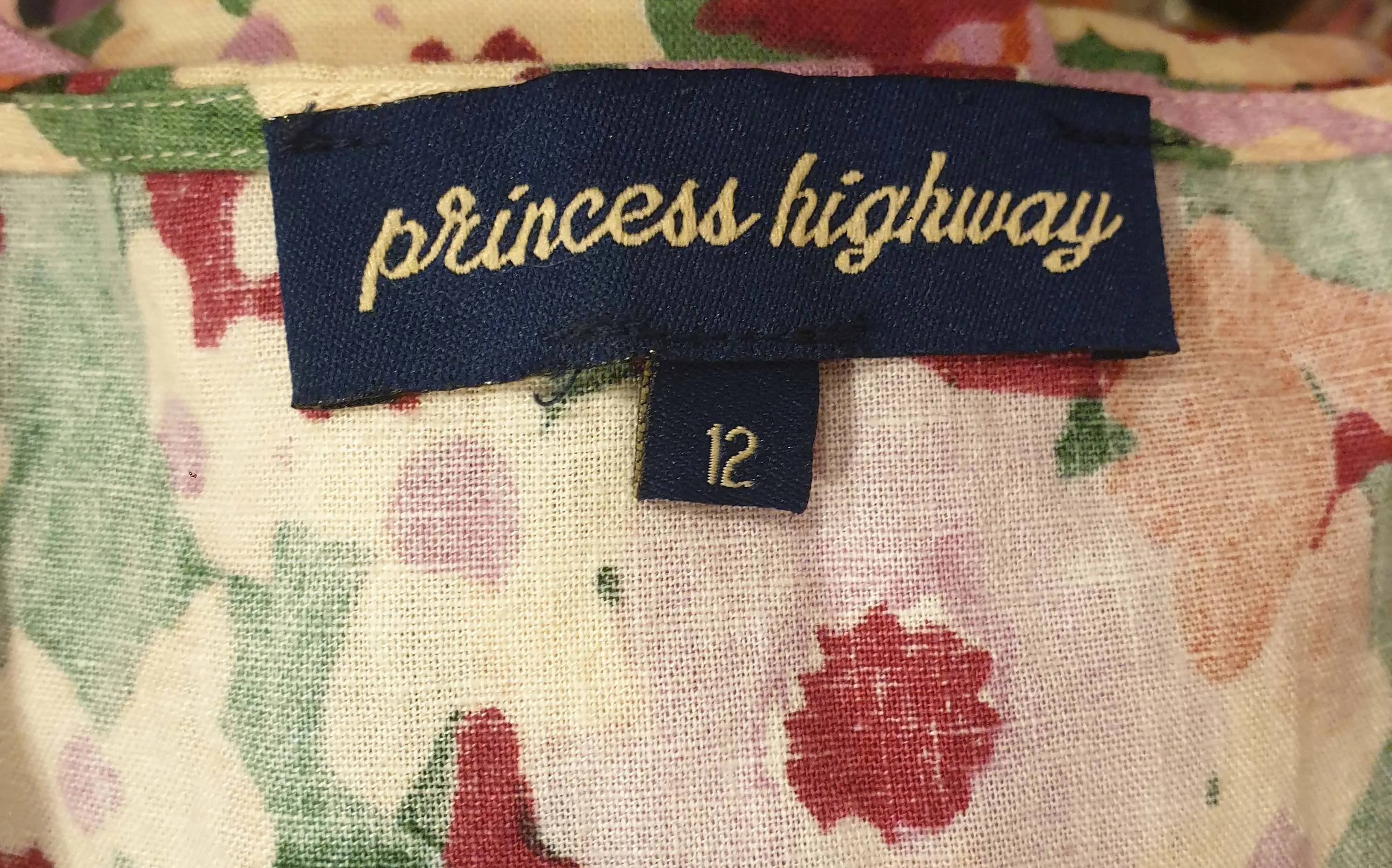 Princess Highway cropped pink floral top size 12