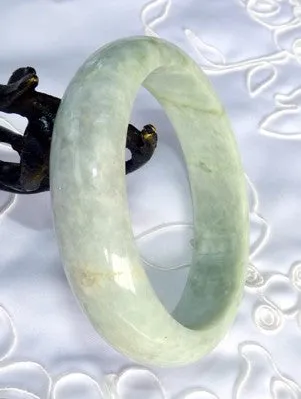 "Peaceful Spirit" Soft Yin Jadeite Jade Bangle Bracelet 59mm   Certificate (731)