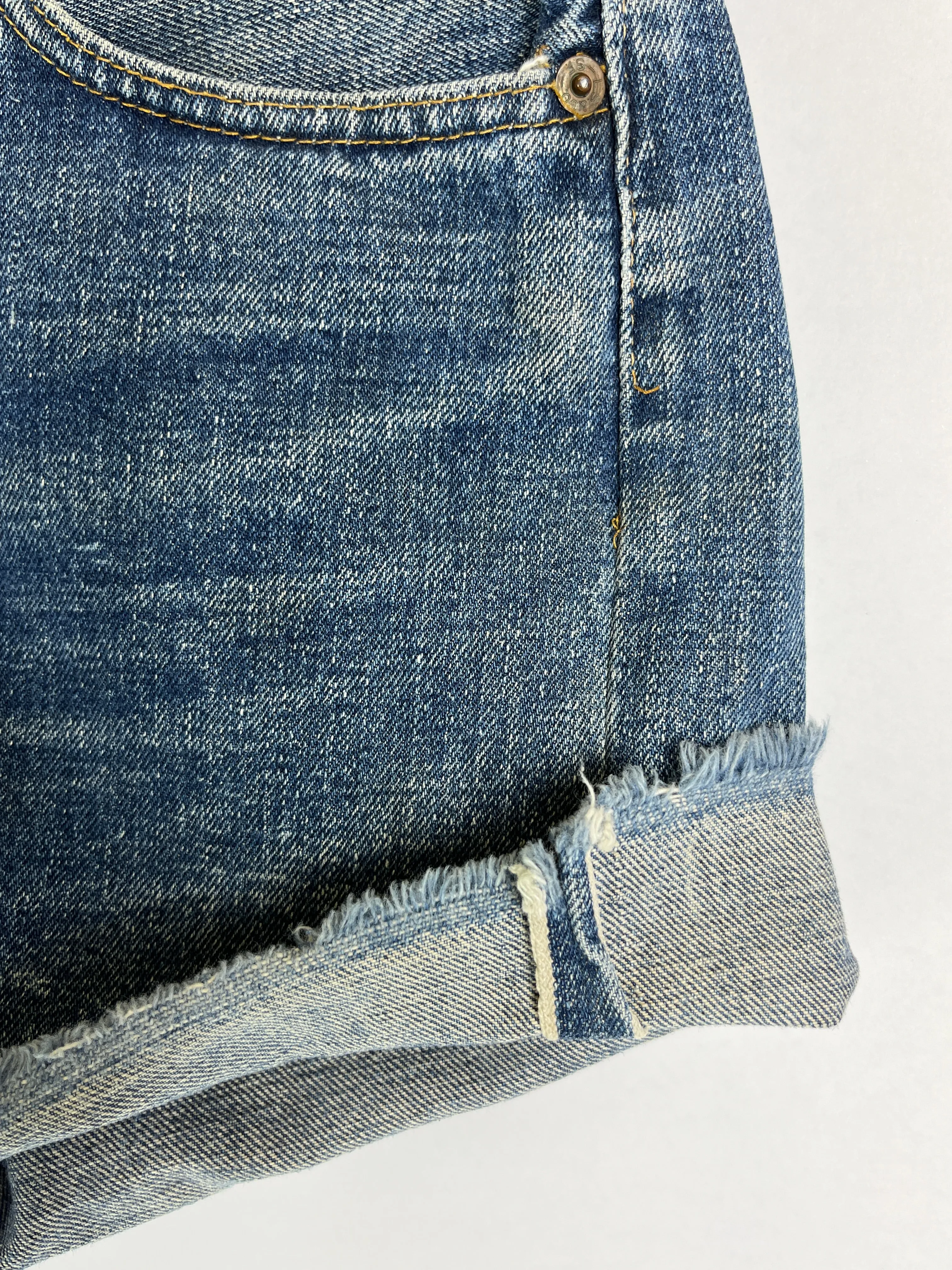 Red Line Cut Offs 28w