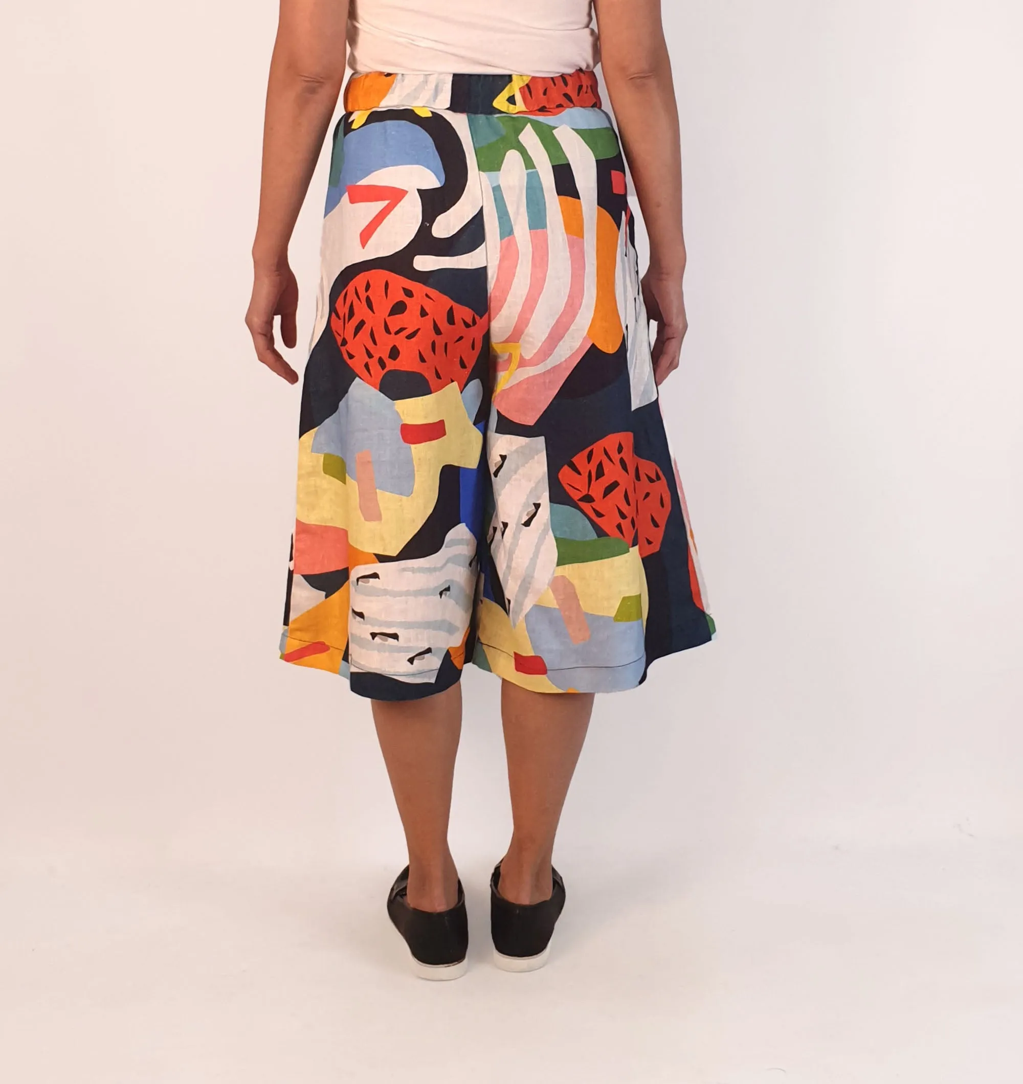 Seagrass Designs colourful print wide leg culottes size 10