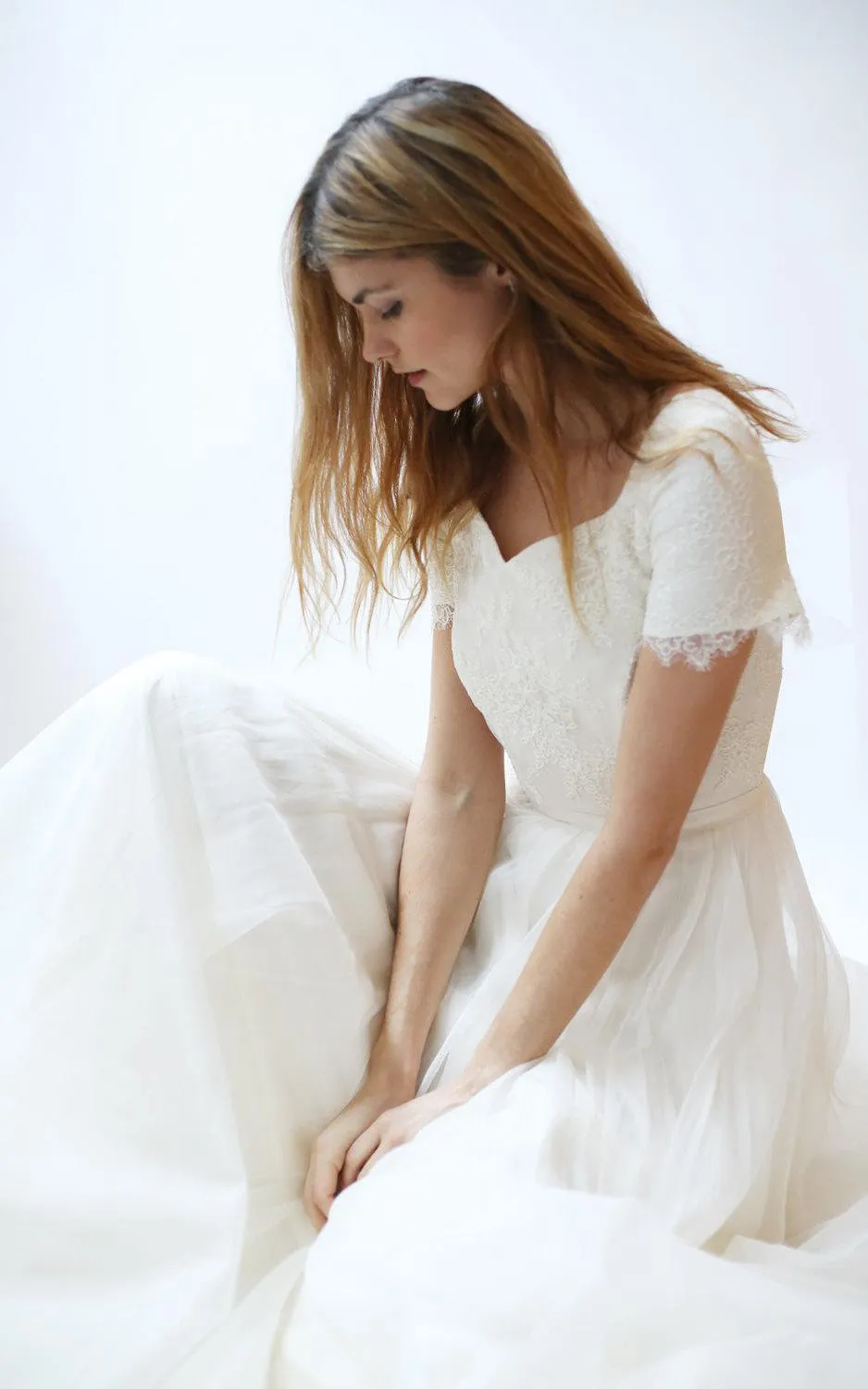 Short Sleeve V-Neck A-Line Lace and Tulle Dress With Pleats-ET_711267