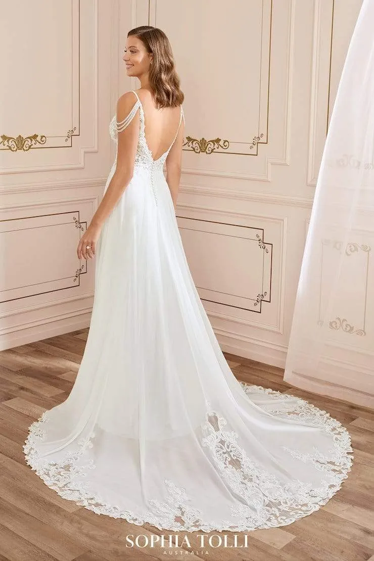 Sophia Tolli: Y22043 - Saskia