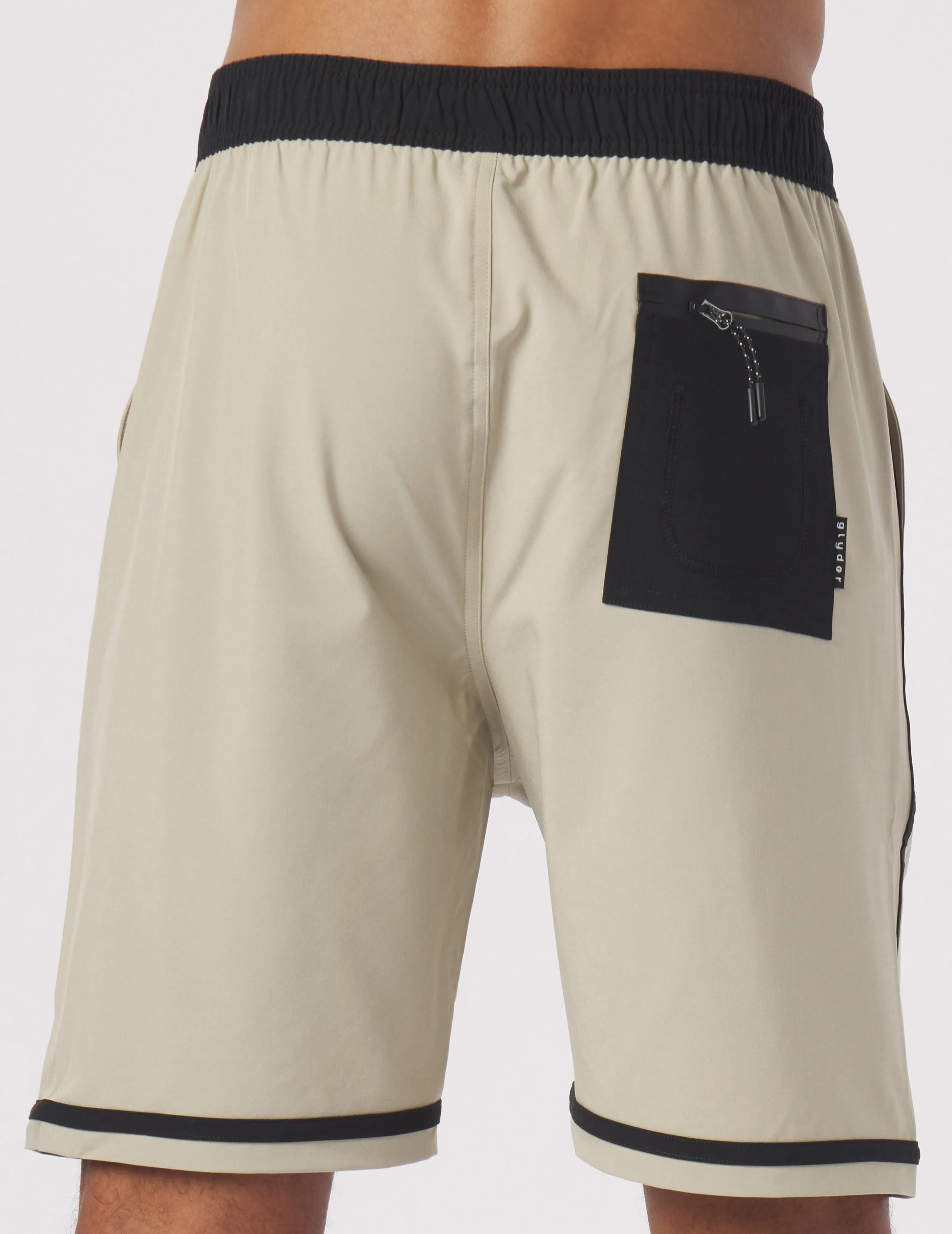 Stream Liner Short 7.5": Linen/Black Contrast