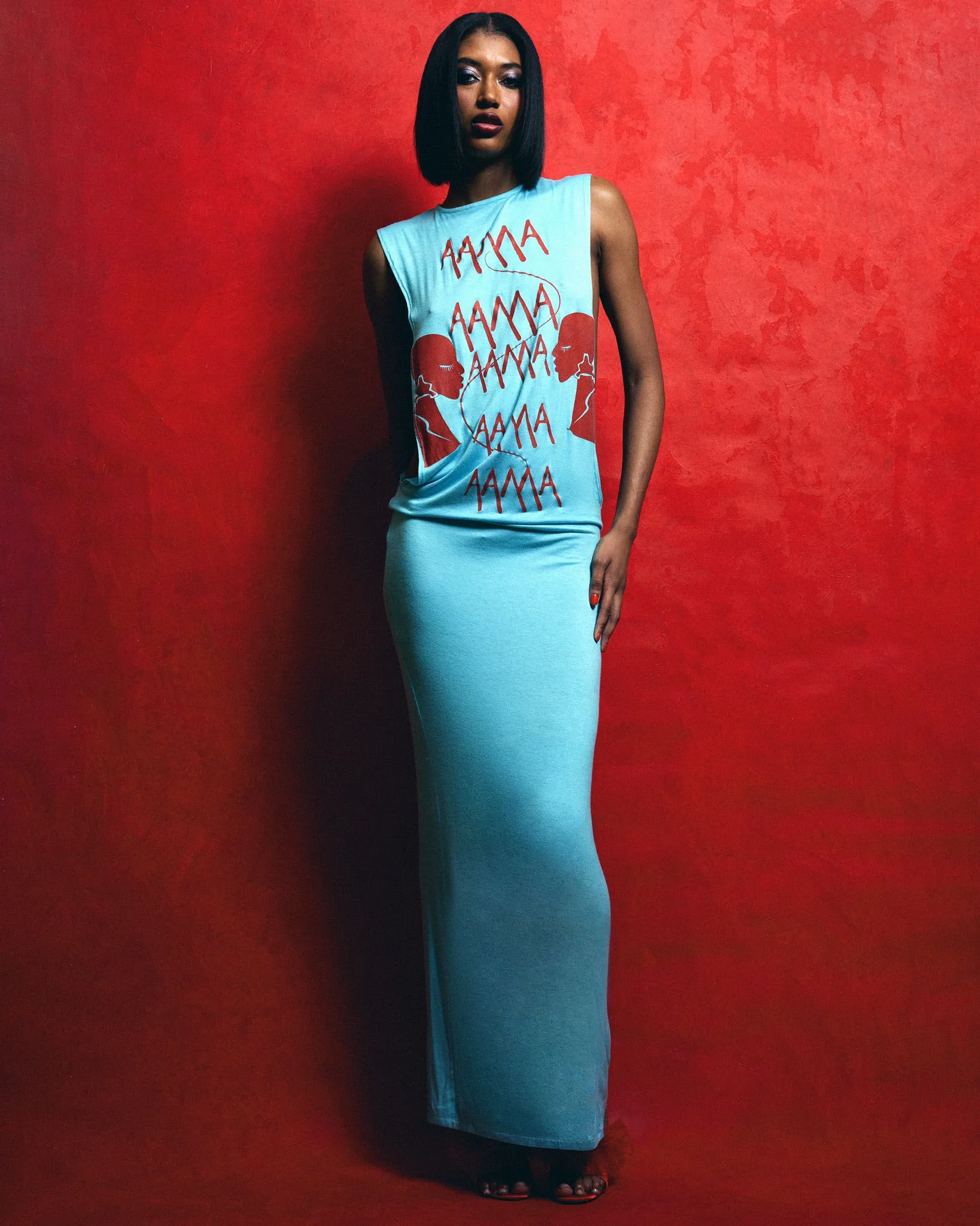 T-Shirt Red Silhouette Dress
