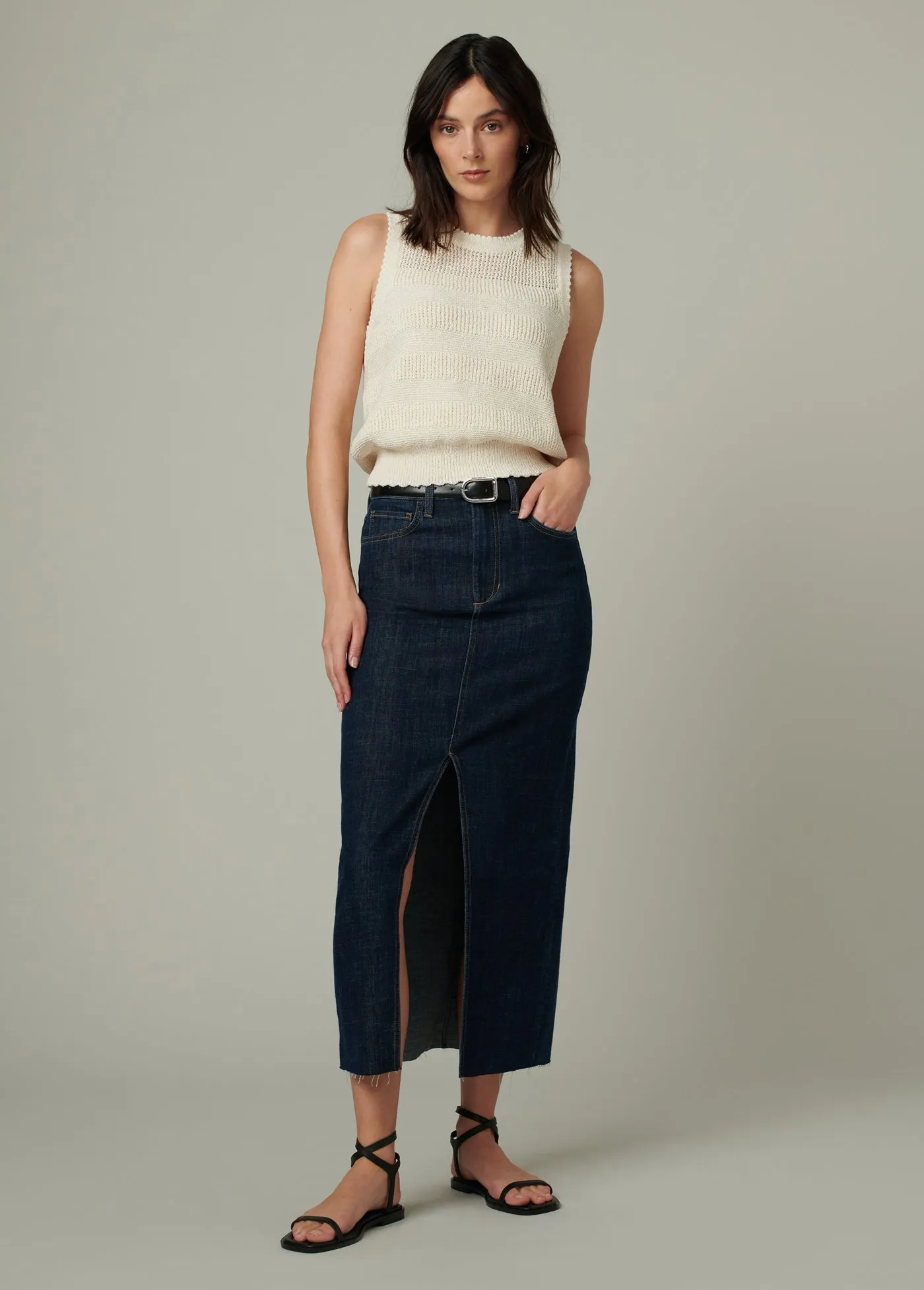 THE CAMERON TOP