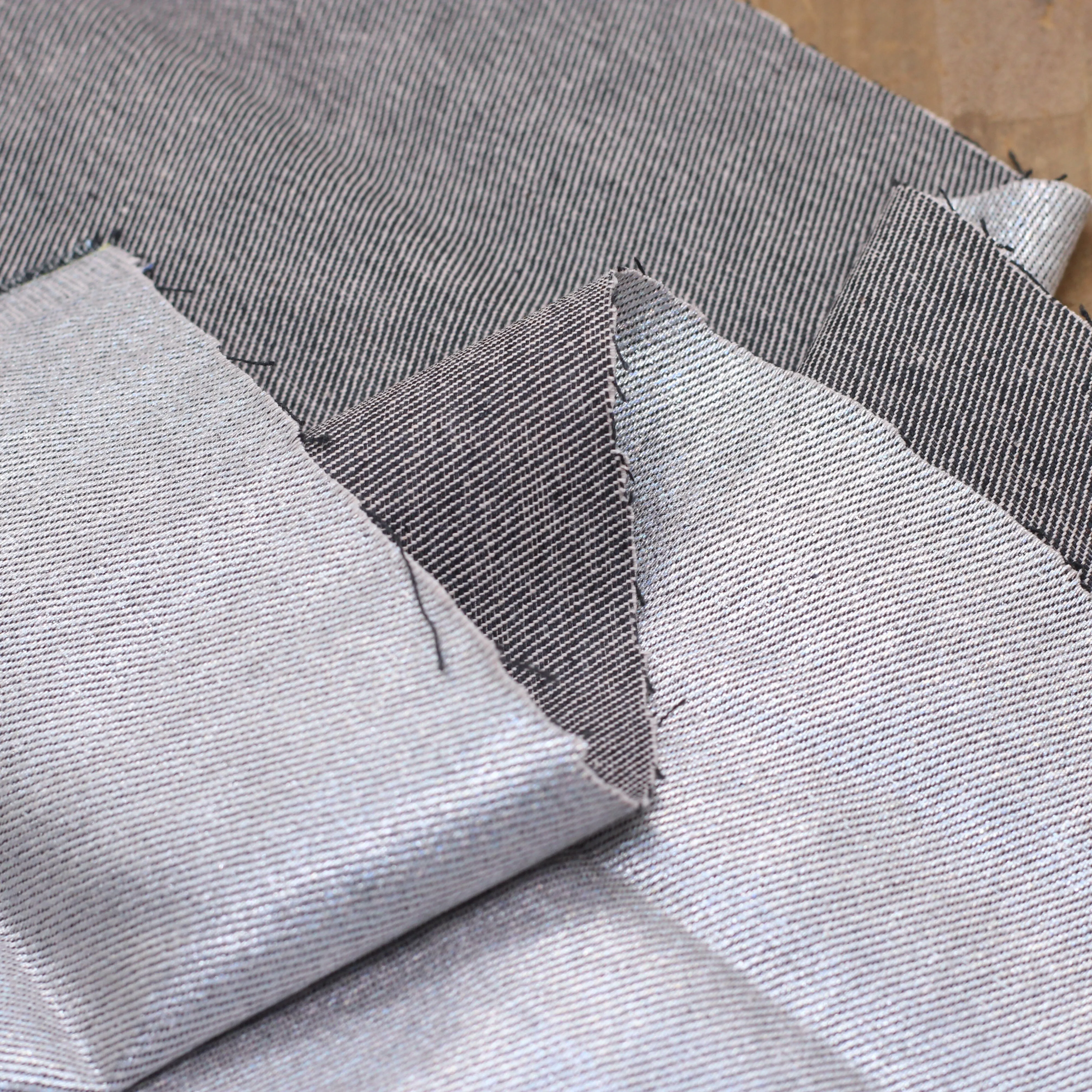 Tissu Jean - Gris clair irisé Argent (Vendu x10cm)