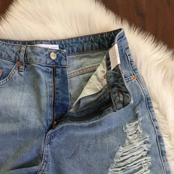 TopShop Super Rip Denim Mom Shorts Size 8