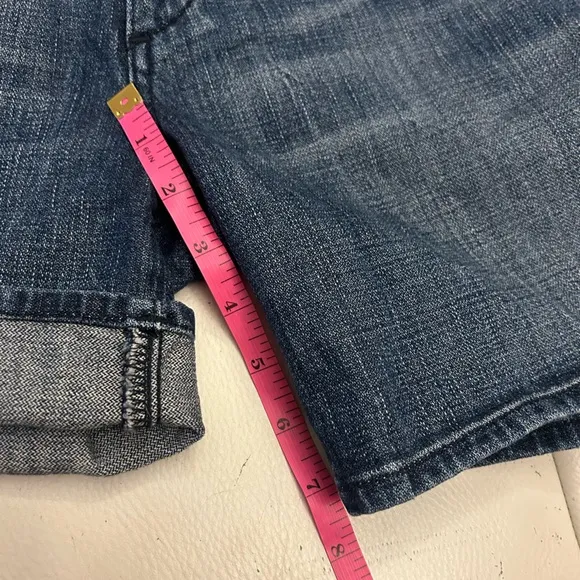 True Religion denim Cassie shorts size 30