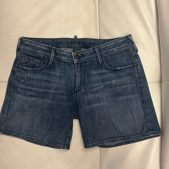 True Religion denim Cassie shorts size 30