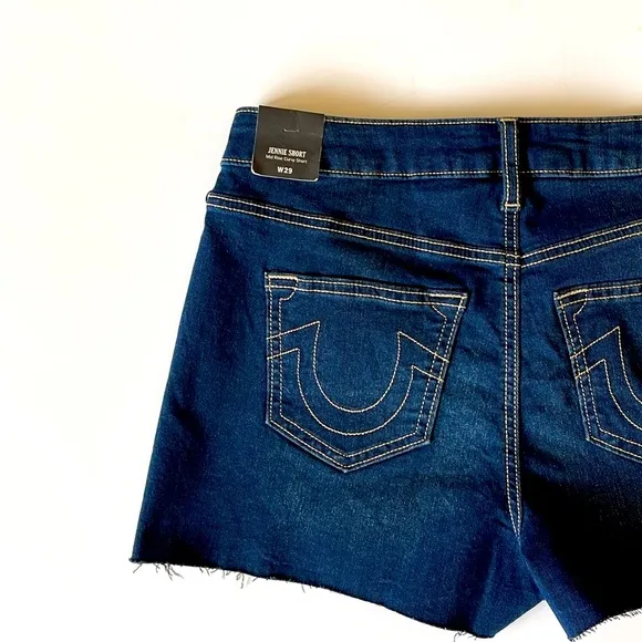 True Religion, Women's Dark Blue Jennie Mid Rise Raw Hem Jean Shorts Sz 29