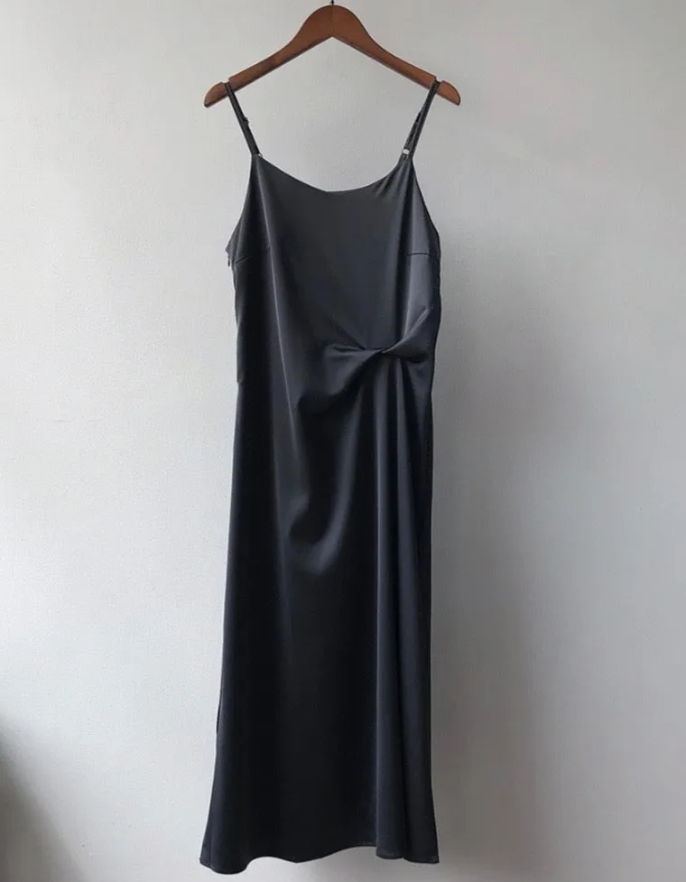 Twist Detail Satin Sleeveless Dress