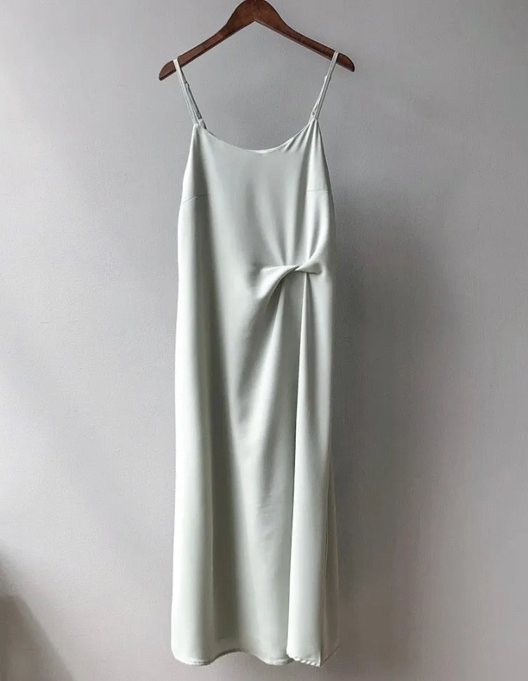 Twist Detail Satin Sleeveless Dress