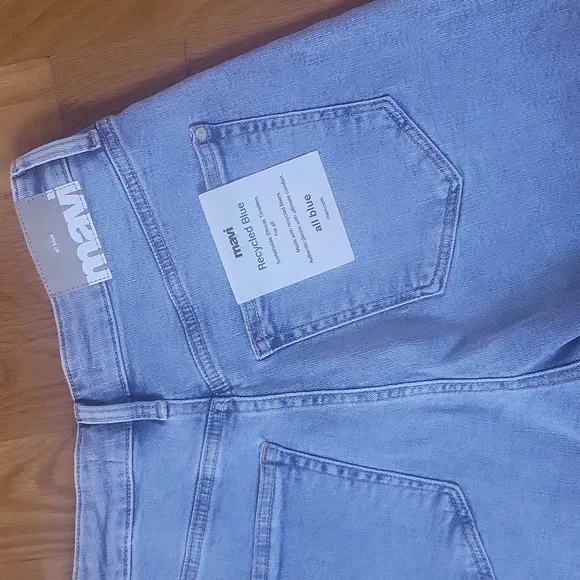 Vintage Style Soft Denim Jean Shorts- Mavi Blue SZ.27 NWT