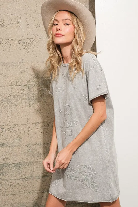 Washed Crew Neck Cowboy Boot T Shirt Dre