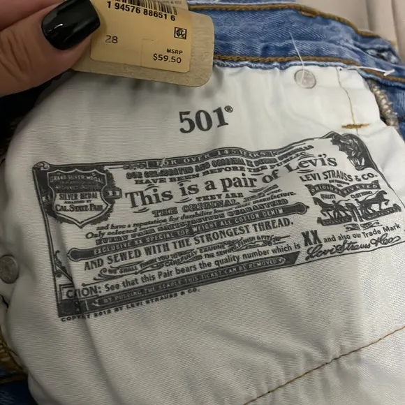 Women Levi’s 501 Distressed Denim Shorts
